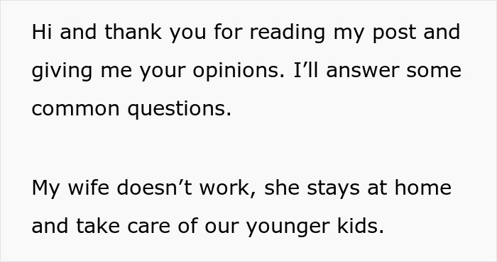 Woman Is Mad Brother Earns $10/h More Than She Does, Wants Parents To Make Up For It