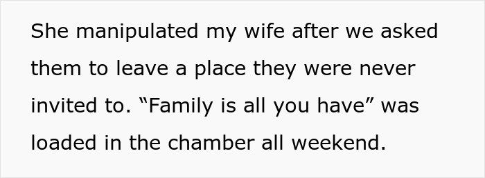 Couple's Secret Wedding Turns Into True Disaster As Bride's Toxic Relatives Break Into The Ceremony Couple's Secret Wedding Turns Into True Disaster As Bride's Toxic Relatives Break Into The Ceremony