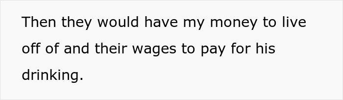 Parents Upset Daughter Cut Their Allowance By $200, The Amount They Kept Transferring To Her Brother Parents Upset Daughter Cut Their Allowance By $200, The Amount They Kept Transferring To Her Brother