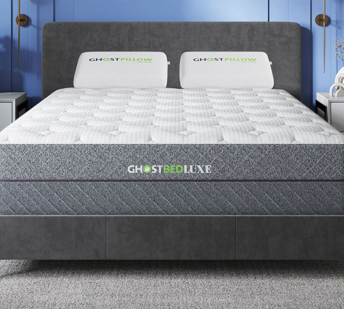 Snooze Frosty: Ghostbed Luxe, Your Coolest Napping Nook!