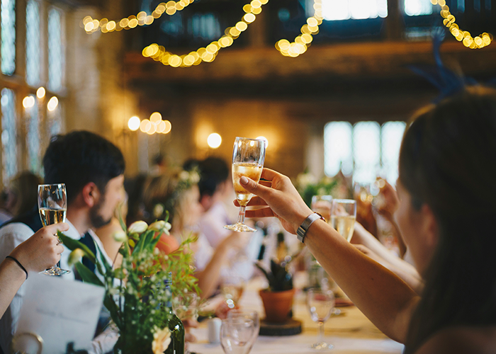 “Jealous Witch”: Bride’s Sister Steals The Spotlight By Reading Groom’s Love Letter To Her “Jealous Witch”: Bride’s Sister Steals The Spotlight By Reading Groom’s Love Letter To Her