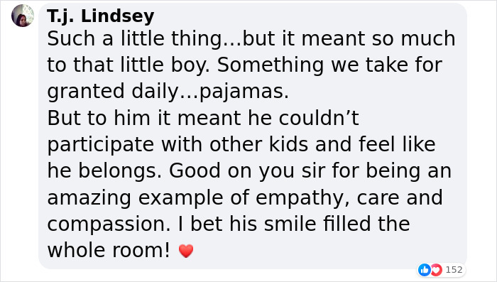 Bus Driver Helps Out A Student Crying Over Being Unprepared For Pajama Day At School Bus Driver Helps Out A Student Crying Over Being Unprepared For Pajama Day At School
