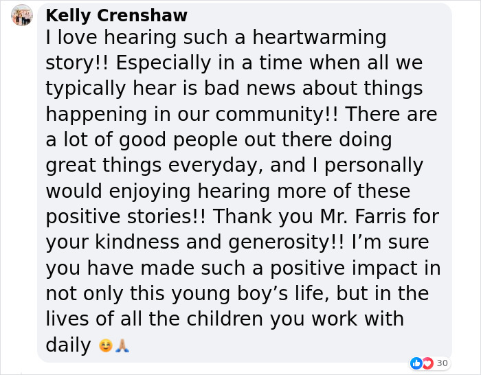 Bus Driver Helps Out A Student Crying Over Being Unprepared For Pajama Day At School Bus Driver Helps Out A Student Crying Over Being Unprepared For Pajama Day At School