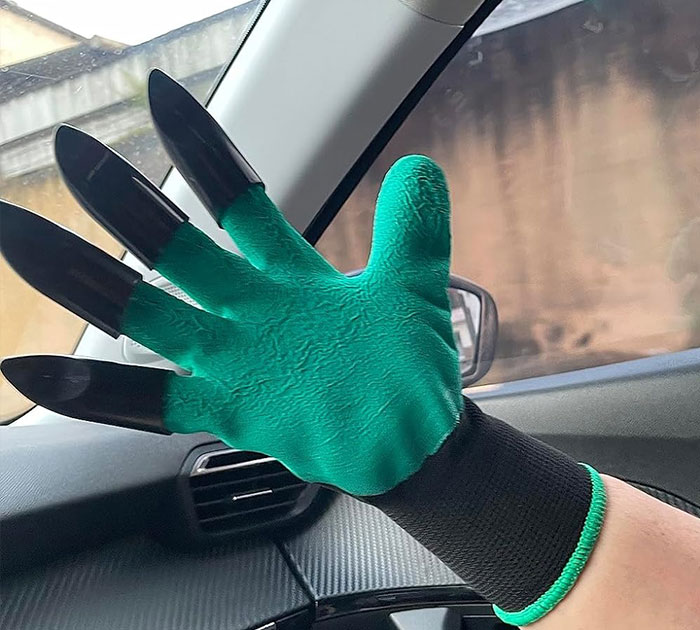 Dig In With Claw Gardening Gloves: Plant With Precision And Protection!