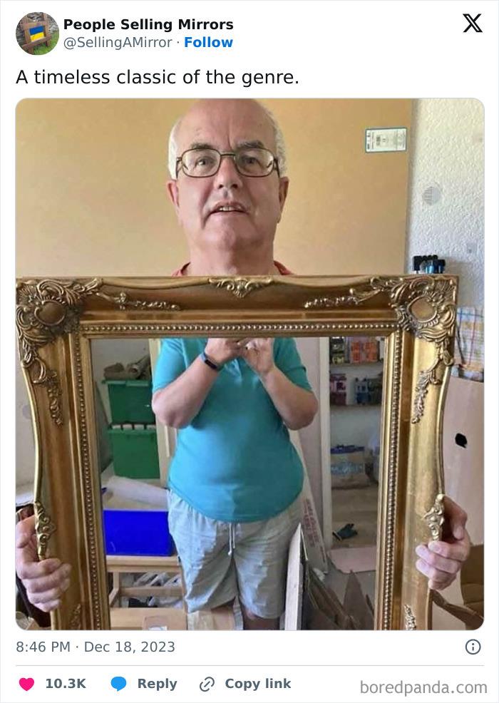 People-Selling-Mirrors-Funny-Pics