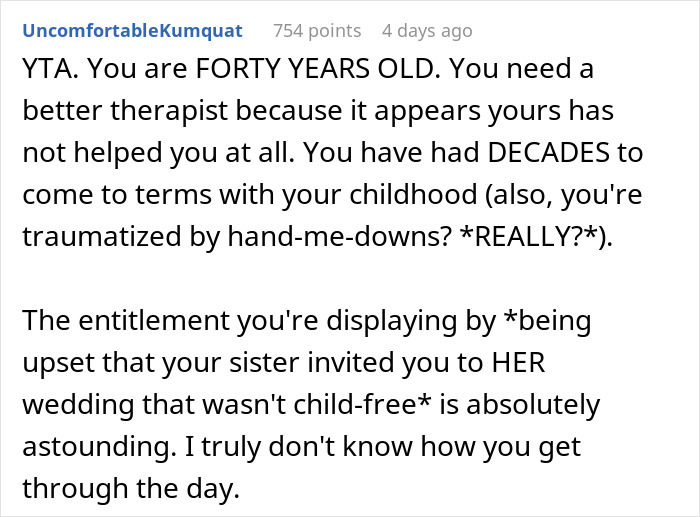 Woman Seeks Support After Being “Uninvited” From Sister’s Wedding, Gets Dragged Instead Woman Seeks Support After Being “Uninvited” From Sister’s Wedding, Gets Dragged Instead