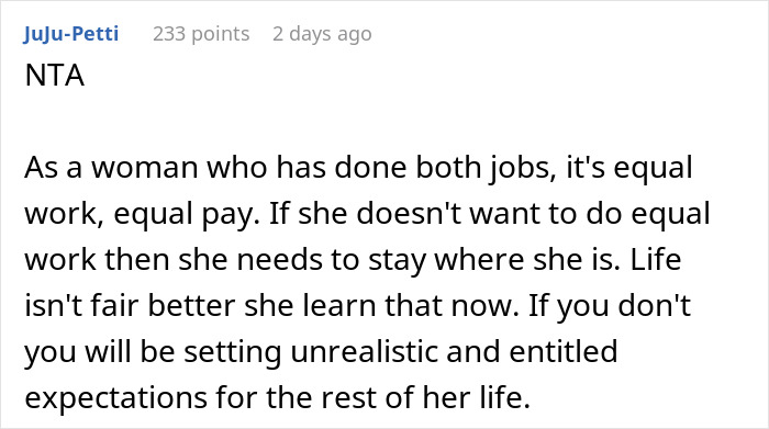 Woman Is Mad Brother Earns $10/h More Than She Does, Wants Parents To Make Up For It