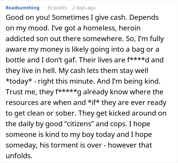 “I Need Police Here”: Karen Throws A Fit Over Homeless Man Buying Food, Gets Taught A Lesson “I Need Police Here”: Karen Throws A Fit Over Homeless Man Buying Food, Gets Taught A Lesson