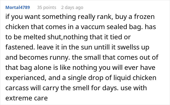 Home Owner Runs Out Of Legal Options To Stop Neighbors Trashing Their Yard, Takes Genius Revenge Home Owner Runs Out Of Legal Options To Stop Neighbors Trashing Their Yard, Takes Genius Revenge