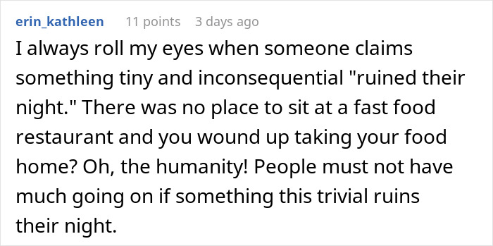 Man Puts Entitled Couple In Their Place, Resumes Enjoying His Chicken Wings Man Puts Entitled Couple In Their Place, Resumes Enjoying His Chicken Wings