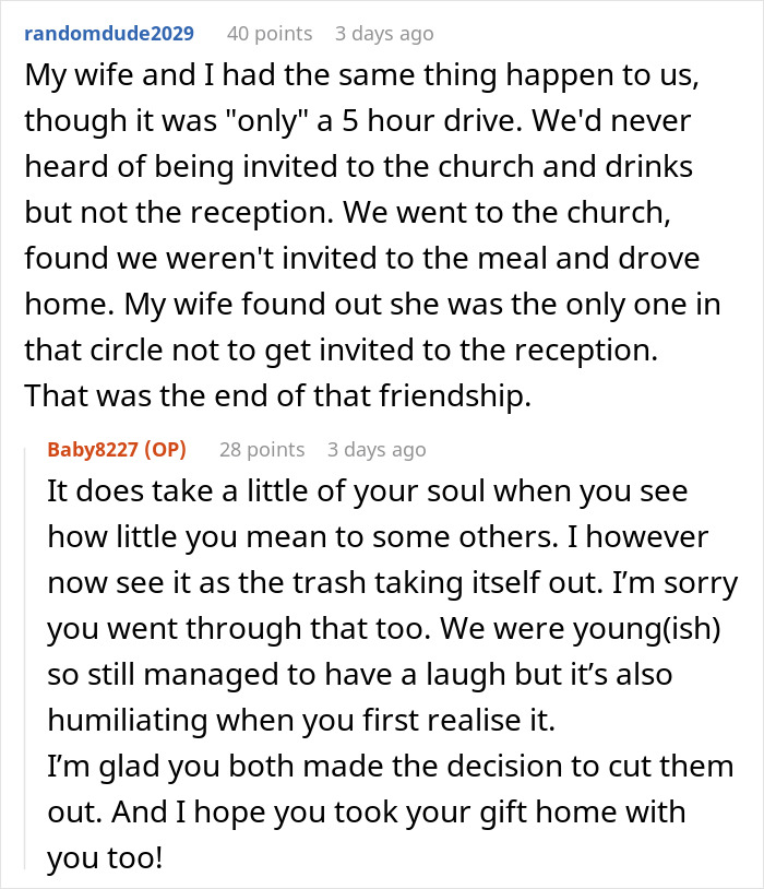 "Always Read The Wedding Invitation Small Print": 2 Guests Leave Wedding Mortified "Always Read The Wedding Invitation Small Print": 2 Guests Leave Wedding Mortified