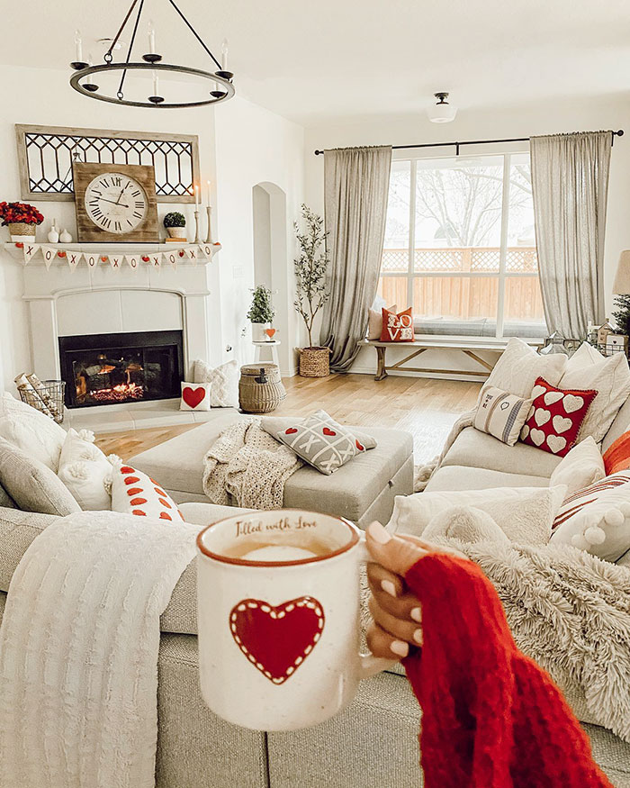 My Cozy And Lovely Living Room Is Ready For Heart Day