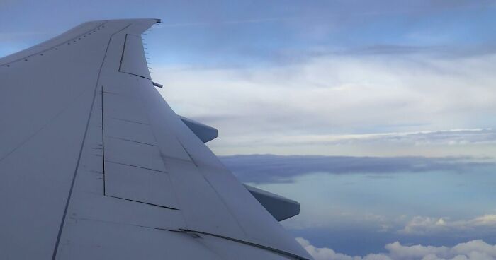 Video Shows Plane Making Emergency Landing After Flying With Damaged Wing