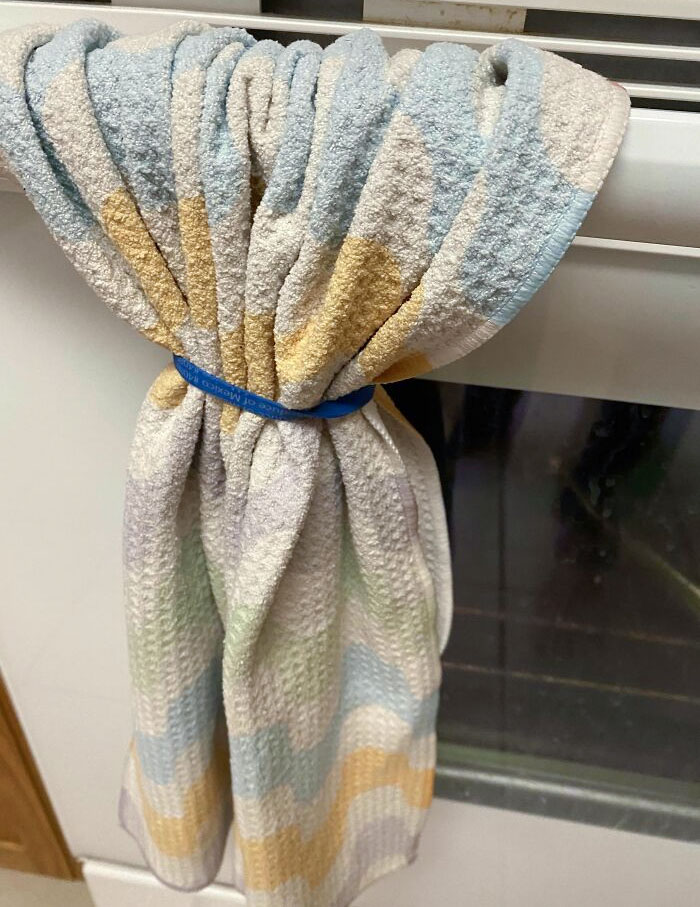 Put A Rubber Band Around Your Hanging Towel If Your Kid Is Pulling Your Kitchen Towels Down