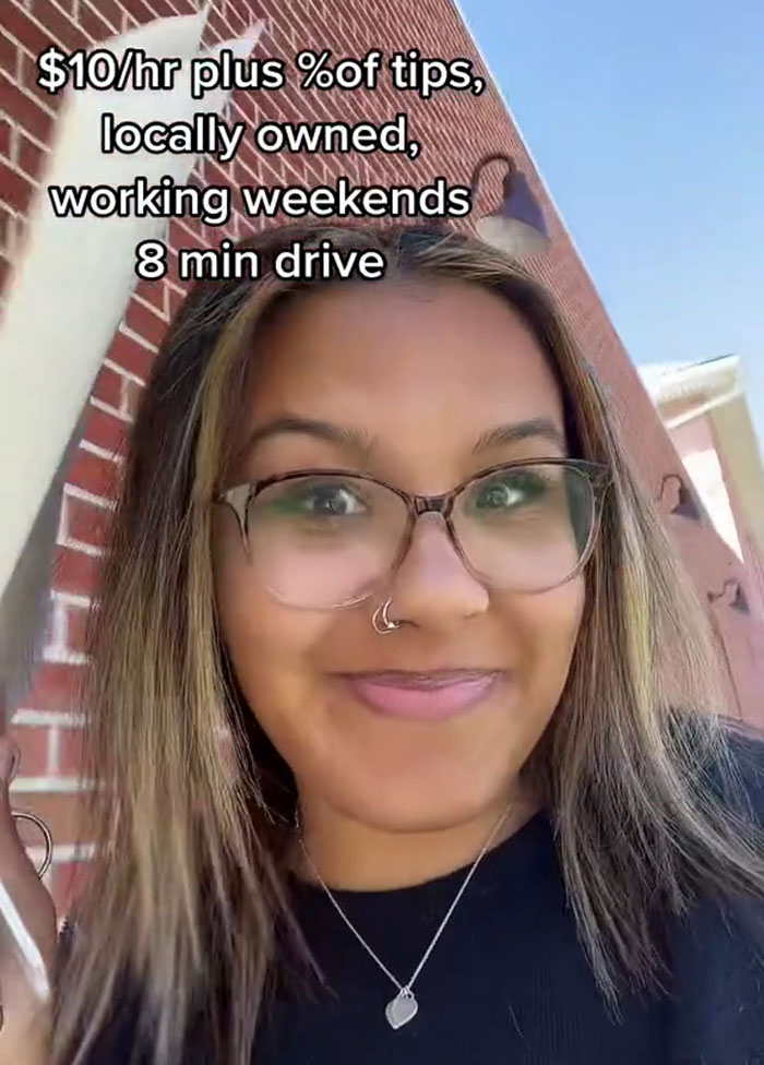 “Getting Hired On The Spot Is A Huge Red Flag”: Woman Gets 4 Job Offers In One Day “Getting Hired On The Spot Is A Huge Red Flag”: Woman Gets 4 Job Offers In One Day