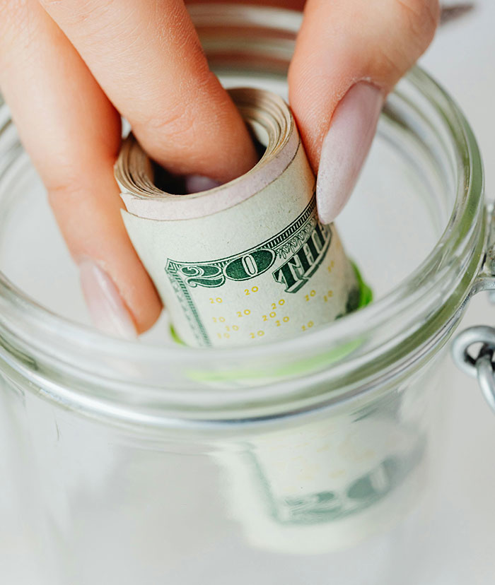 Roommate’s GF Wants The Only Woman In The Household Out, Gets Herself Dumped Instead Roommate’s GF Wants The Only Woman In The Household Out, Gets Herself Dumped Instead