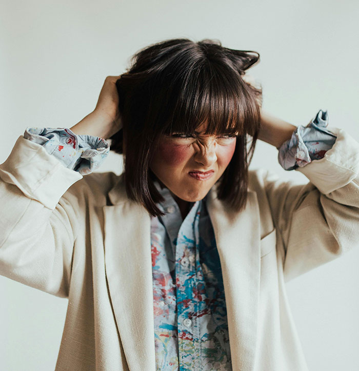 Roommate’s GF Wants The Only Woman In The Household Out, Gets Herself Dumped Instead Roommate’s GF Wants The Only Woman In The Household Out, Gets Herself Dumped Instead