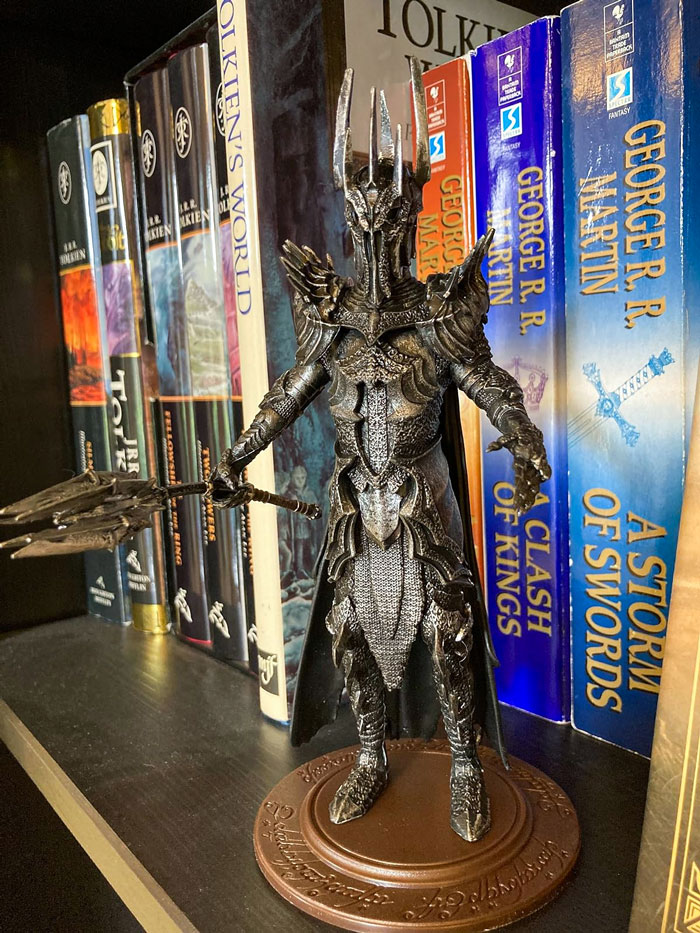 Get Your Own Mini Sauron To Rule Your Desk Space Or Bookshelf, Bendable And Eerily Majestic