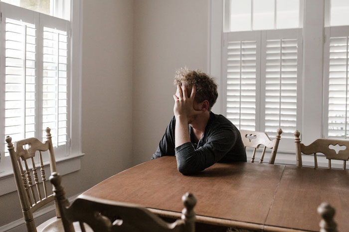 Husband Wants A Divorce After Finding Wife’s “Go Bag”, Gets A Reality Check Online Husband Wants A Divorce After Finding Wife’s “Go Bag”, Gets A Reality Check Online