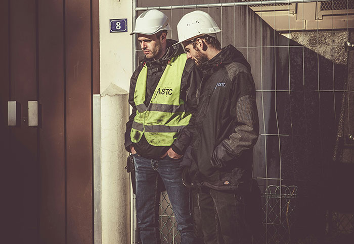 Worker Gets Scolded For 'Barking Orders' Handling A Crisis, Cues Malicious Compliance Worker Gets Scolded For 'Barking Orders' Handling A Crisis, Cues Malicious Compliance