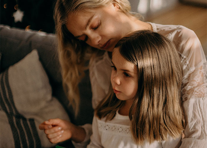 "They Call Me Evil And Rude": Couple Asks Neighbor To Take Kids At 3am, Are Shocked To Be Told ‘No’ "They Call Me Evil And Rude": Couple Asks Neighbor To Take Kids At 3am, Are Shocked To Be Told ‘No’