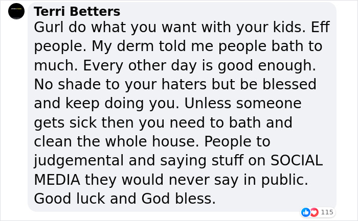 Mom Shares How She Manages Her Household With 6 Kids, Receives Backlash Online Mom Shares How She Manages Her Household With 6 Kids, Receives Backlash Online