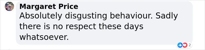 People Blaming Gen-Z’s “Lack Of Discipline” For Controversial Incident With SeaWorld Mime People Blaming Gen-Z’s “Lack Of Discipline” For Controversial Incident With SeaWorld Mime