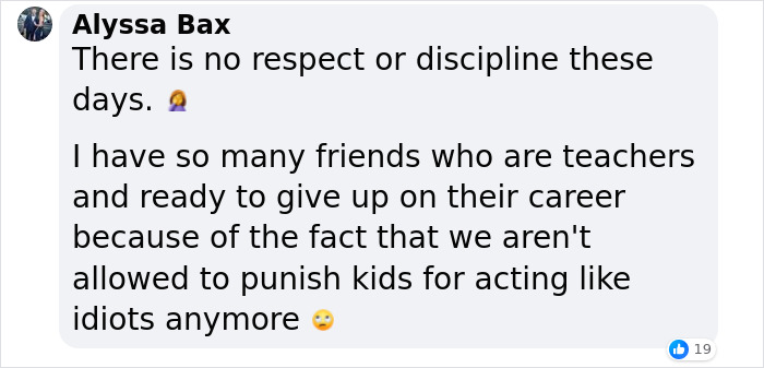 People Blaming Gen-Z’s “Lack Of Discipline” For Controversial Incident With SeaWorld Mime People Blaming Gen-Z’s “Lack Of Discipline” For Controversial Incident With SeaWorld Mime