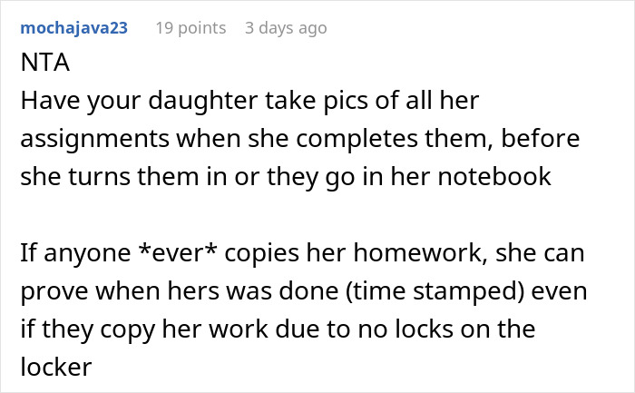 Girl Keeps Getting Her Stuff Stolen, Hidden Camera Reveals The Thief Girl Keeps Getting Her Stuff Stolen, Hidden Camera Reveals The Thief