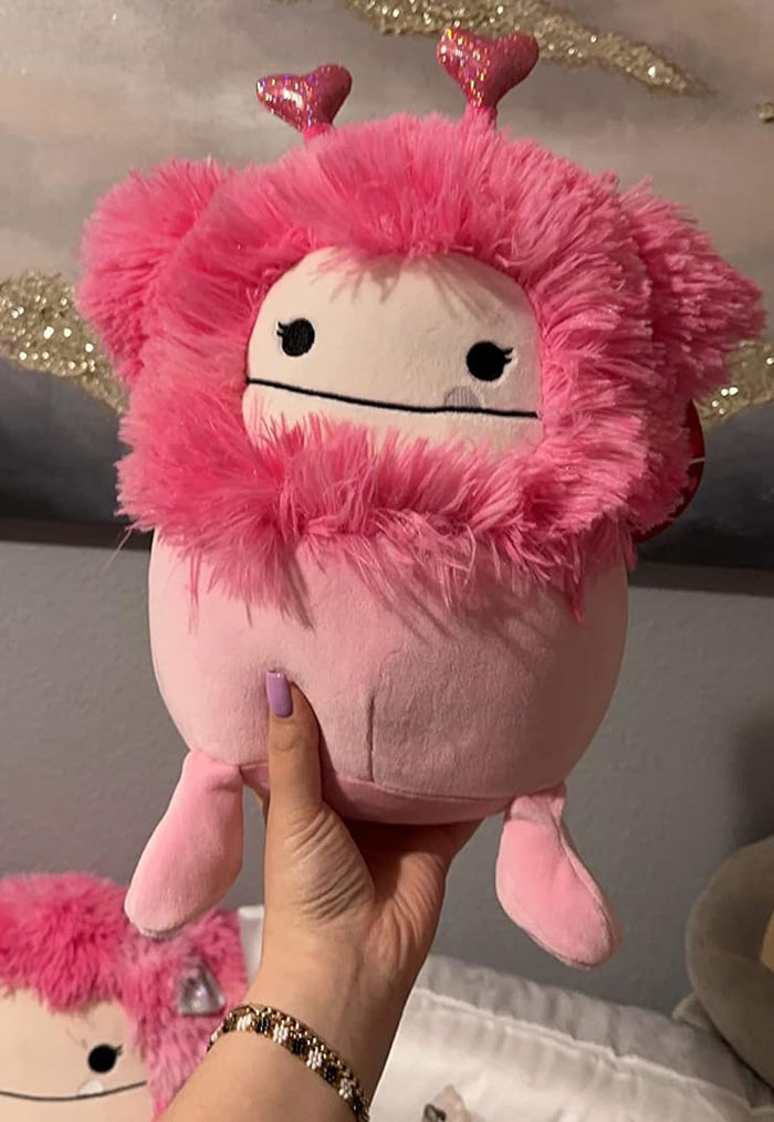 Cuddle Up With Caparinne The Squishmallow Bigfoot! With Its Irresistible Squishiness, It's The Cuddliest Valentine’s Plush That Kids Will Love To Squeeze & Sleep With