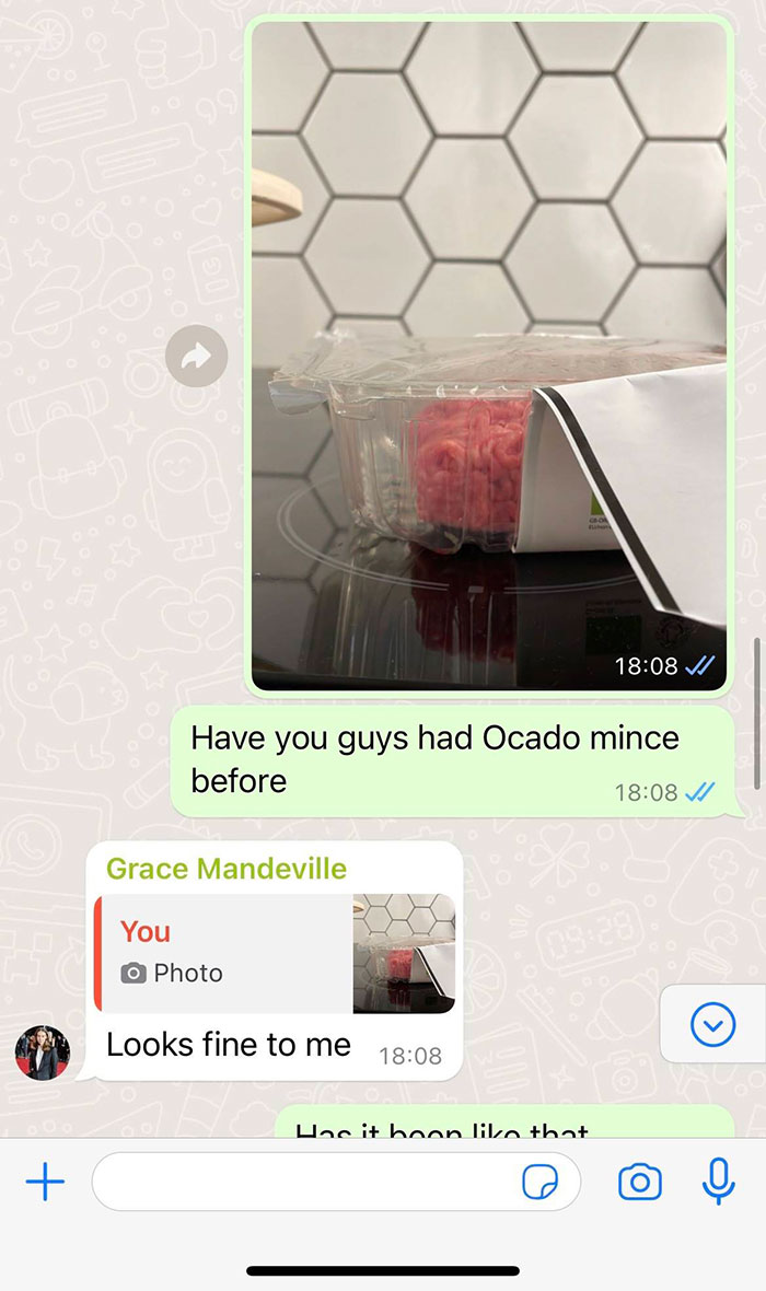 "I Would Have No Patience": Woman With Emetophobia Shares What Goes On In Her Family Group Chat "I Would Have No Patience": Woman With Emetophobia Shares What Goes On In Her Family Group Chat