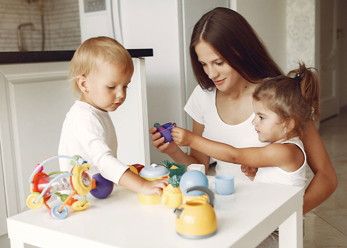 “This Is Actually So Sad”: People React To Influencer Who Says She Never Plays With Her Kids “This Is Actually So Sad”: People React To Influencer Who Says She Never Plays With Her Kids