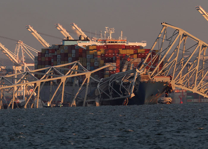Harrowing Audio Captures Officers Racing Against Time To Seal Traffic Before Baltimore Bridge Collapse Harrowing Audio Captures Officers Racing Against Time To Seal Traffic Before Baltimore Bridge Collapse