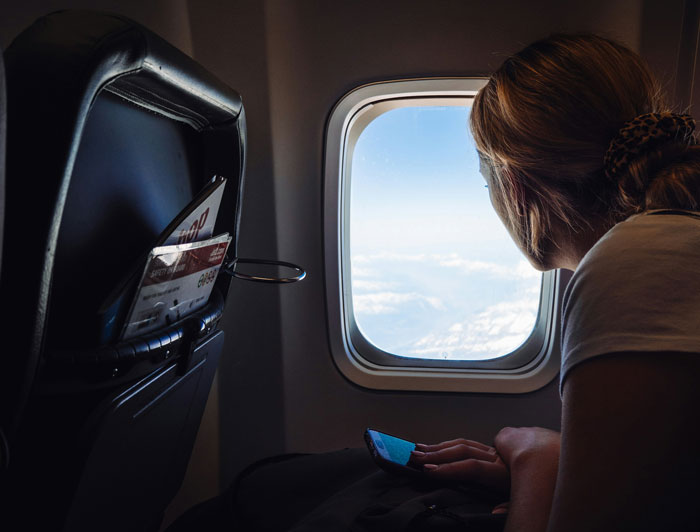 Man Seeks Support Online: "AITA For Telling A Doctor To Shut Up On A Turbulent Flight?" Man Seeks Support Online: "AITA For Telling A Doctor To Shut Up On A Turbulent Flight?"