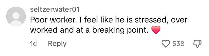 “This Isn’t Even My Job”: Delayed Passengers Receive Perplexing Response From Airline Clerk “This Isn’t Even My Job”: Delayed Passengers Receive Perplexing Response From Airline Clerk