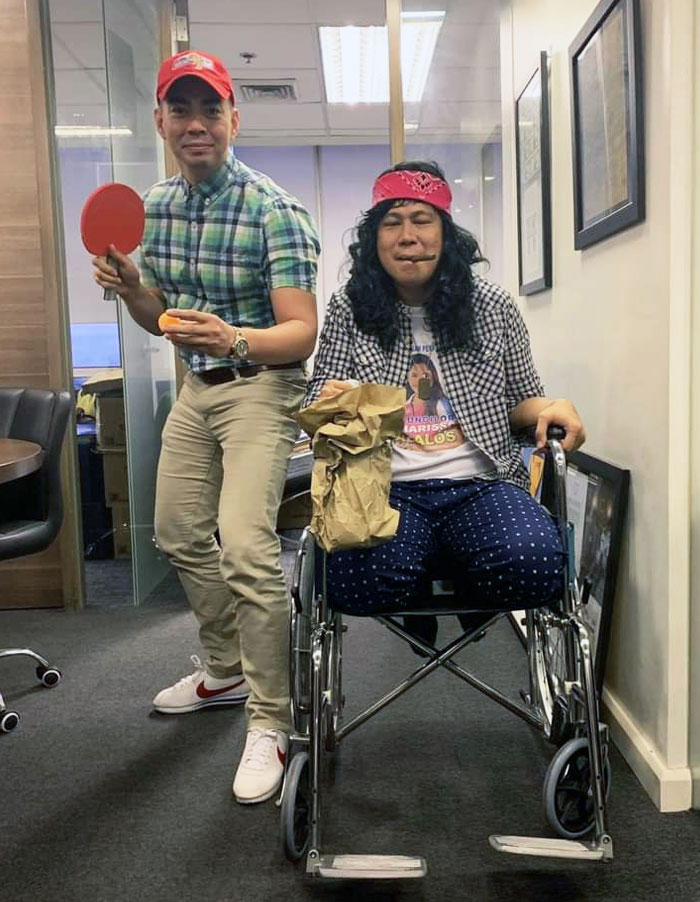 My Professor And His Friend Dressed As Forrest Gump And Lt. Dan For Halloween