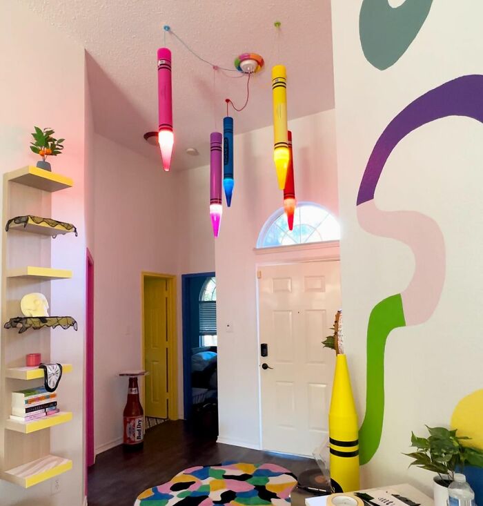 Woman Shows Off Her Uniquely Colorful Home Online, Goes Viral As Netizens Are Mesmerized By It