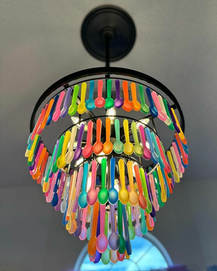 Woman Shows Off Her Uniquely Colorful Home Online, Goes Viral As Netizens Are Mesmerized By It Woman Shows Off Her Uniquely Colorful Home Online, Goes Viral As Netizens Are Mesmerized By It