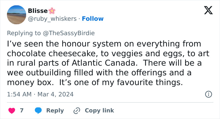 Scotland’s Honesty Cake Fridge Goes Viral, Has People Listing Other Similar Fridges Around The World Scotland’s Honesty Cake Fridge Goes Viral, Has People Listing Other Similar Fridges Around The World