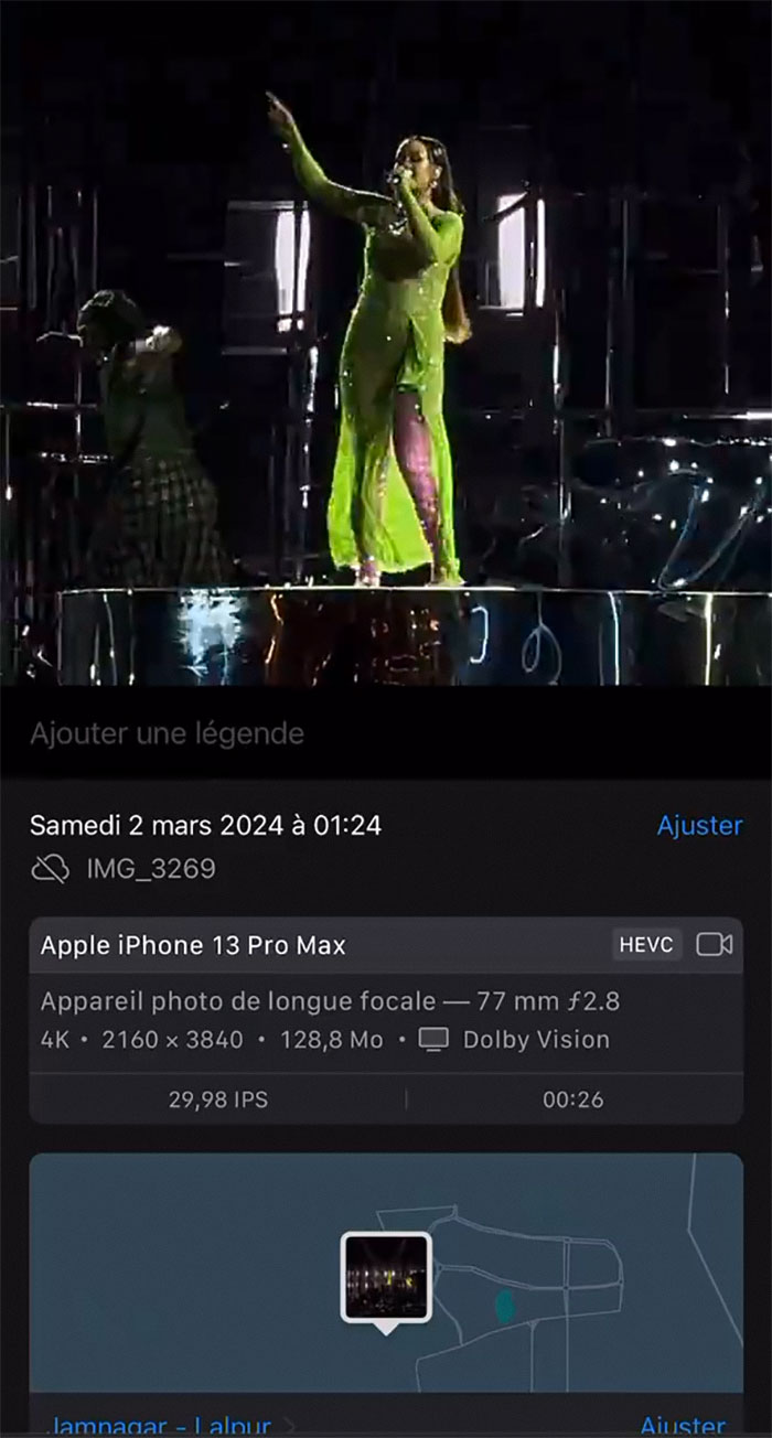 People Can’t Figure Out What Phone Took Footage Of Rihanna At Billionaire’s Wedding People Can’t Figure Out What Phone Took Footage Of Rihanna At Billionaire’s Wedding