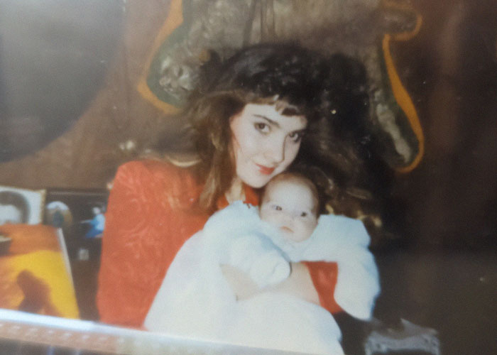 Woman Asks The Internet For Help Finding The Boy Her Mom Lost Her Life Saving 30 Years Ago