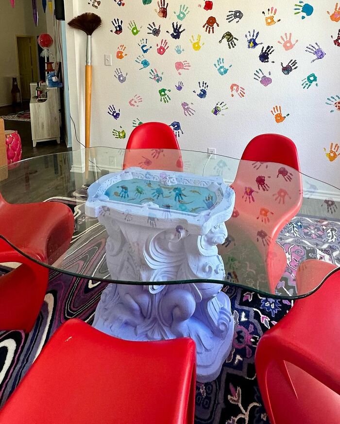 Woman Shows Off Her Uniquely Colorful Home Online, Goes Viral As Netizens Are Mesmerized By It