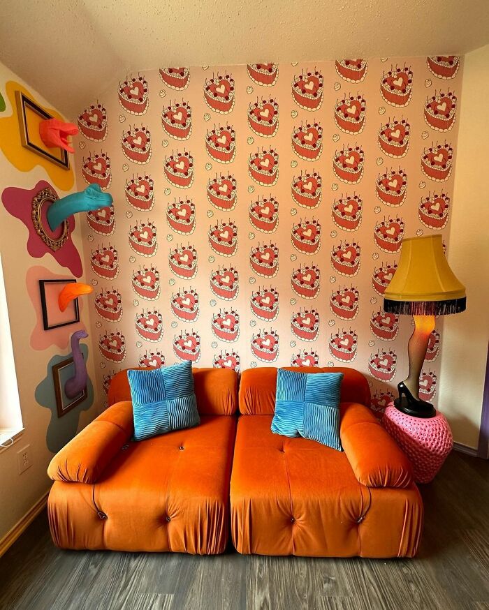 Woman Shows Off Her Uniquely Colorful Home Online, Goes Viral As Netizens Are Mesmerized By It Woman Shows Off Her Uniquely Colorful Home Online, Goes Viral As Netizens Are Mesmerized By It