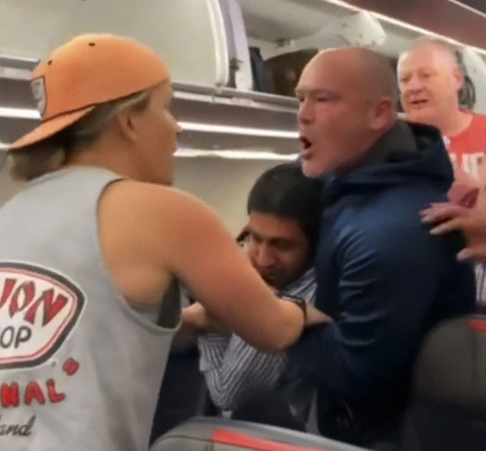 Man Uses Antisemitic Slur On A Plane, Ends Up In A Headlock