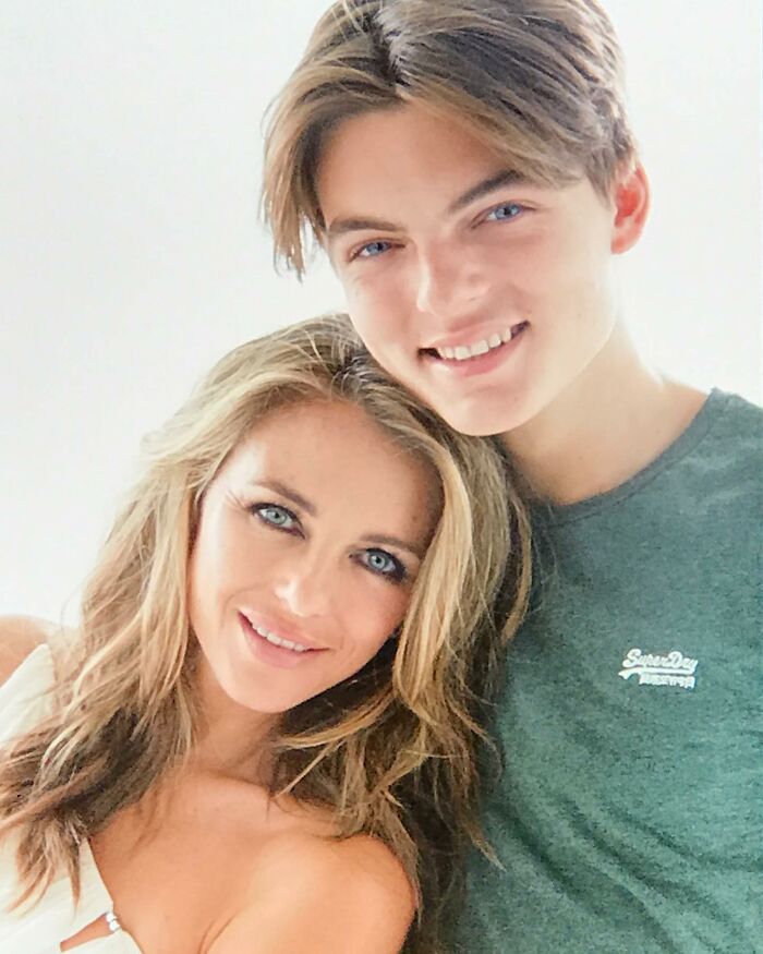 Elizabeth Hurley "Felt Safe" Filming Sex Scenes Directed By Her Son: "It’s Kind Of Liberating" Elizabeth Hurley "Felt Safe" Filming Sex Scenes Directed By Her Son: "It’s Kind Of Liberating"