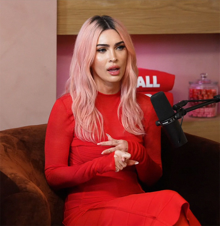 “Shouldn’t Have Done Anything”: People React To Megan Fox’s Long List Of Plastic Surgeries “Shouldn’t Have Done Anything”: People React To Megan Fox’s Long List Of Plastic Surgeries