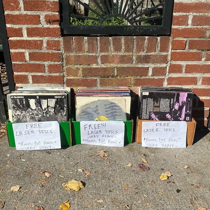Laser Discs? I Missed That Era. Spotted On Bleecker Between Central And Evergreen In Bushwick