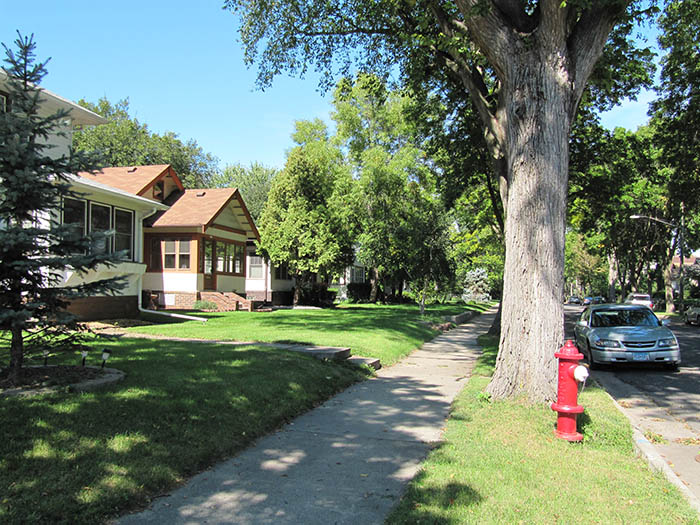 Elderly Folks’ Lie Crashes Down As Neighborhood Finds Out The HOA They Ran Was A Farce