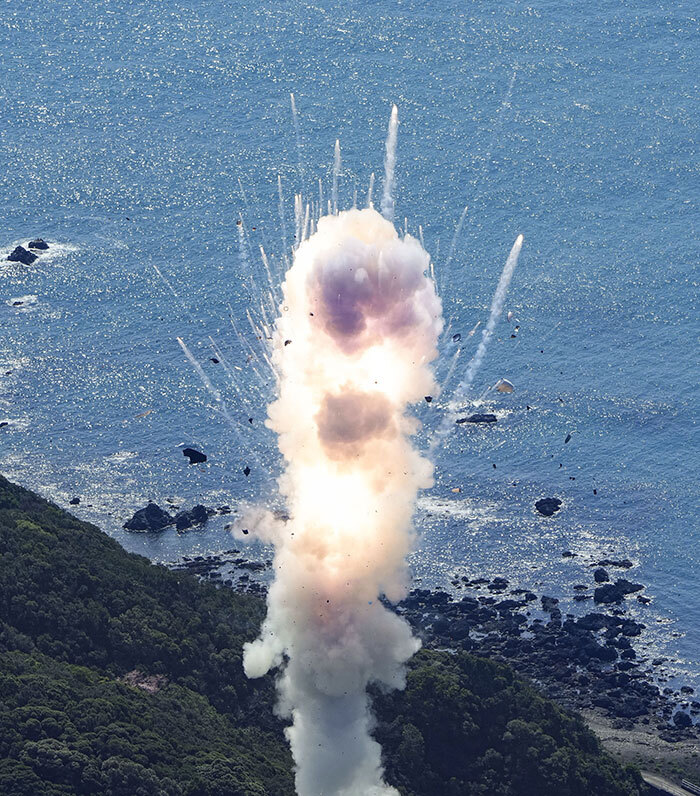 59-Foot-Tall Rocket Explodes In The Sky Just Seconds After Takeoff