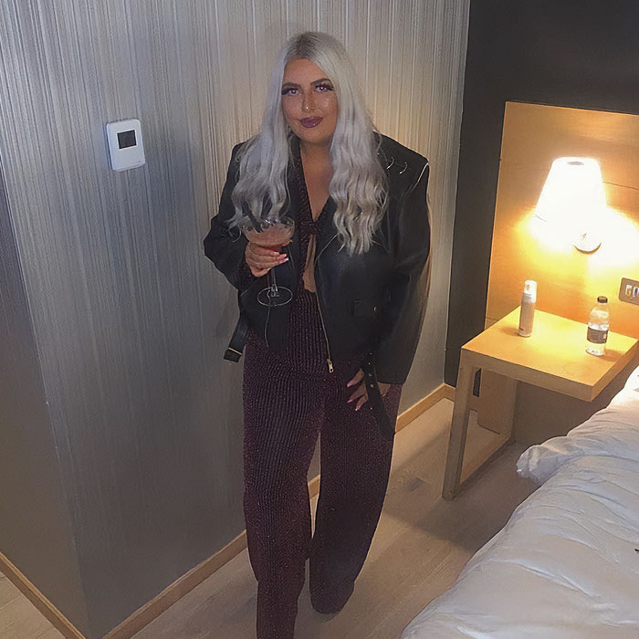 Activists Share Before And After Photos Of Their “Cheaper” Plastic Surgeries In Turkey Activists Share Before And After Photos Of Their “Cheaper” Plastic Surgeries In Turkey